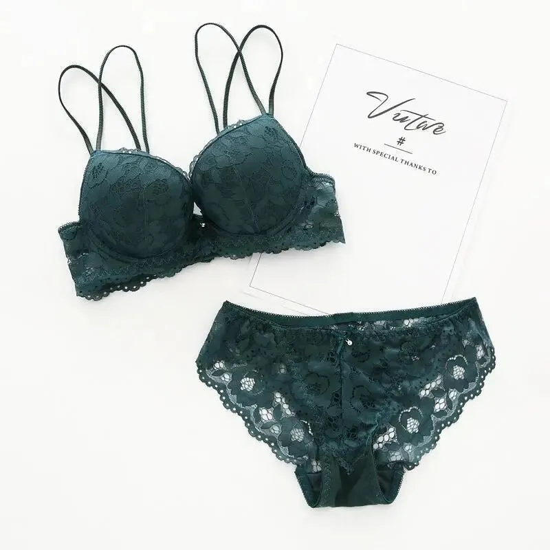 INSTOCK- Small breast push-up adjustable lace girl underwear