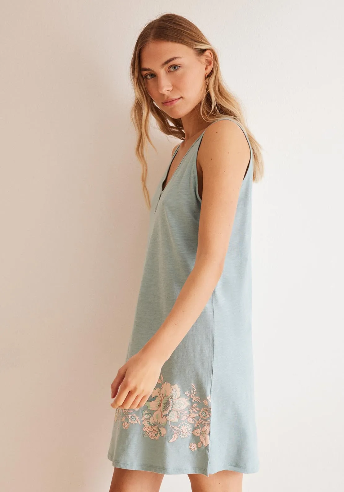 Short nightgown in 100% cotton with straps - Blue