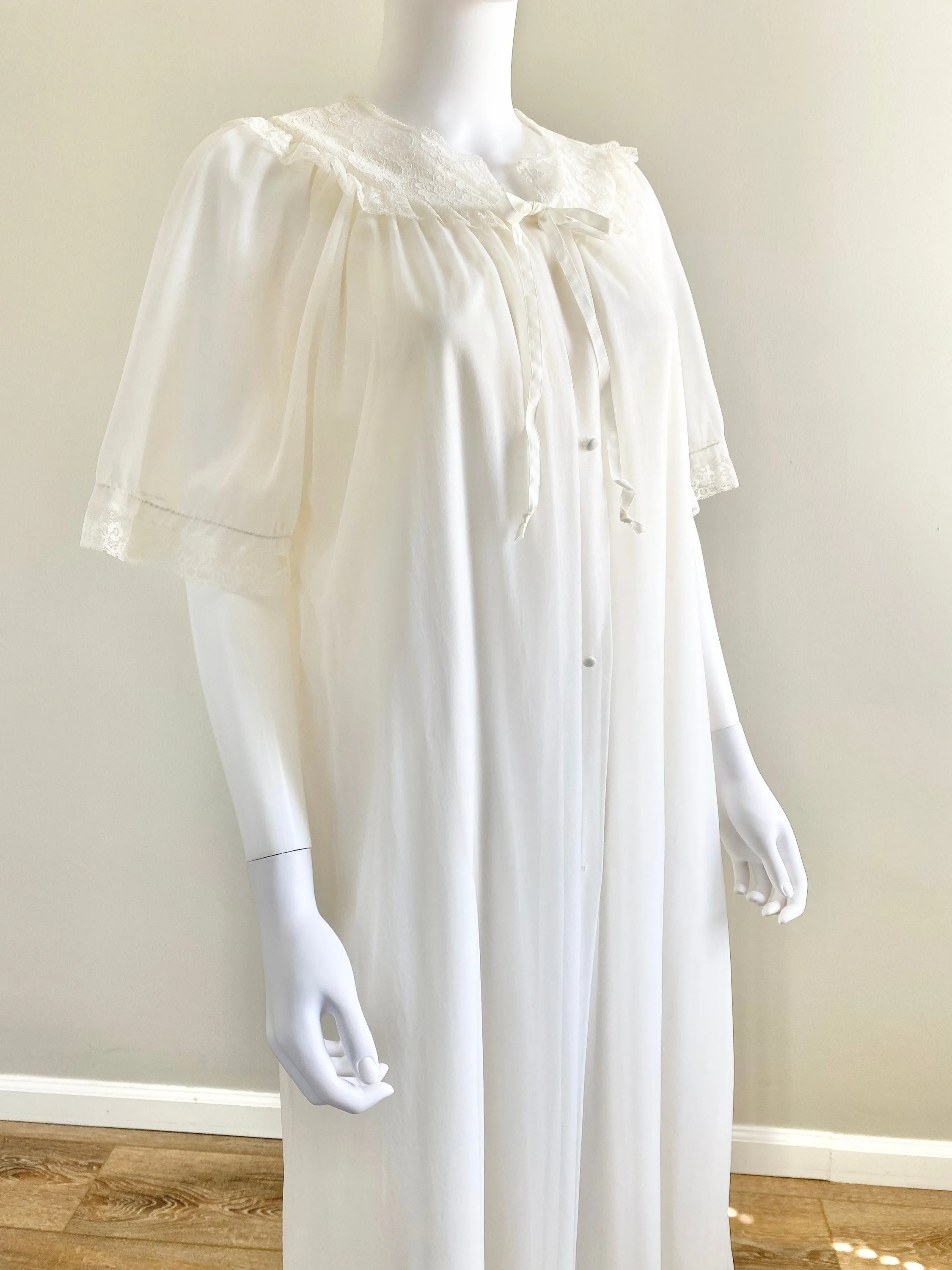 Chic Vintage 1970s Sheer Nightgown and Robe Set - Elegant 70s Lingerie - Plus Size L/XL